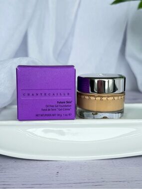 Chantecaille Future Skin Oil-Free Gel Foundation